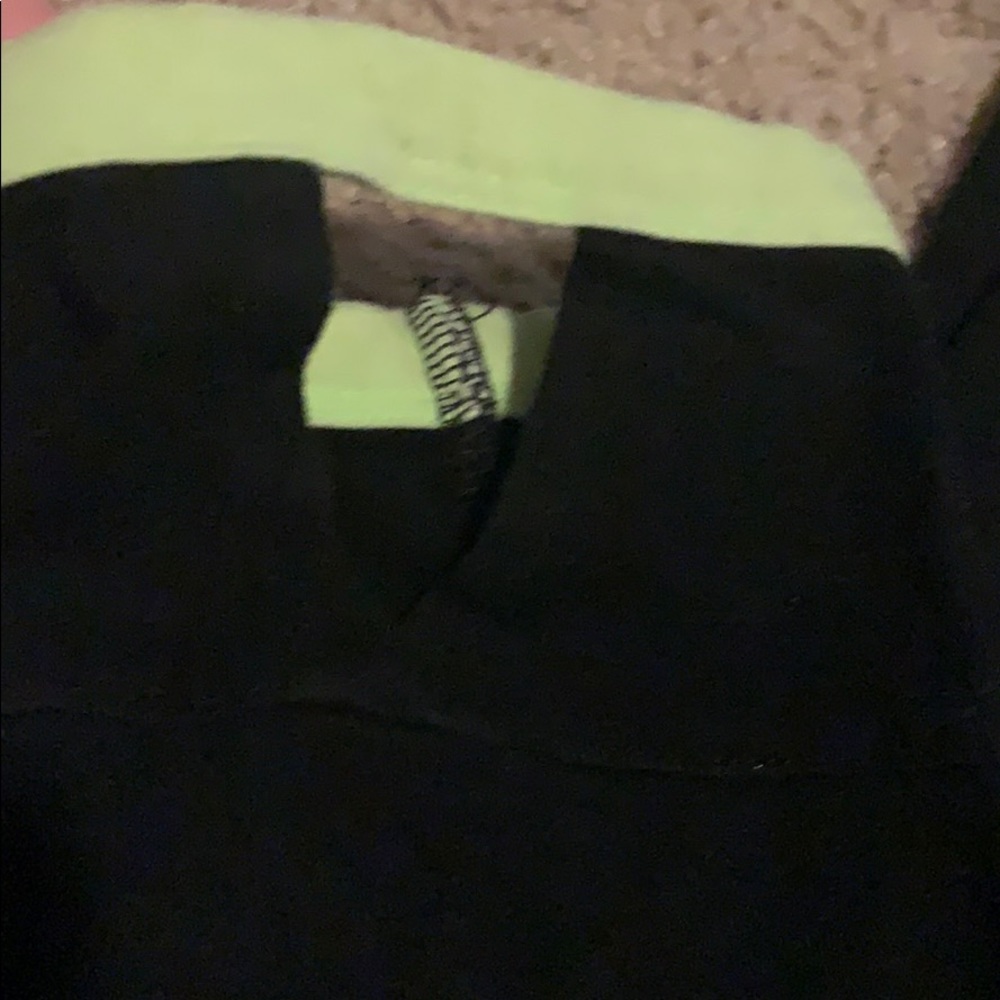 girls 16 capri SO yoga pants - Picture 2 of 5